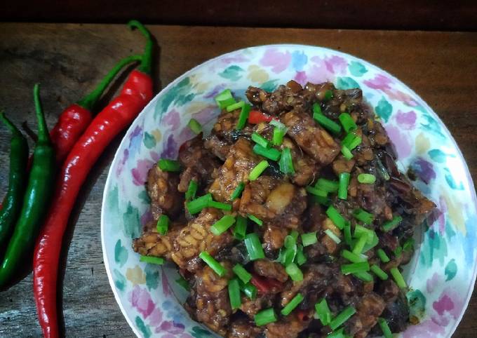 Langkah Mudah untuk Membuat Oseng Tempe Rawon yang Enak