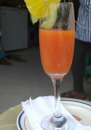 A picture of Watermelon and mango juice.