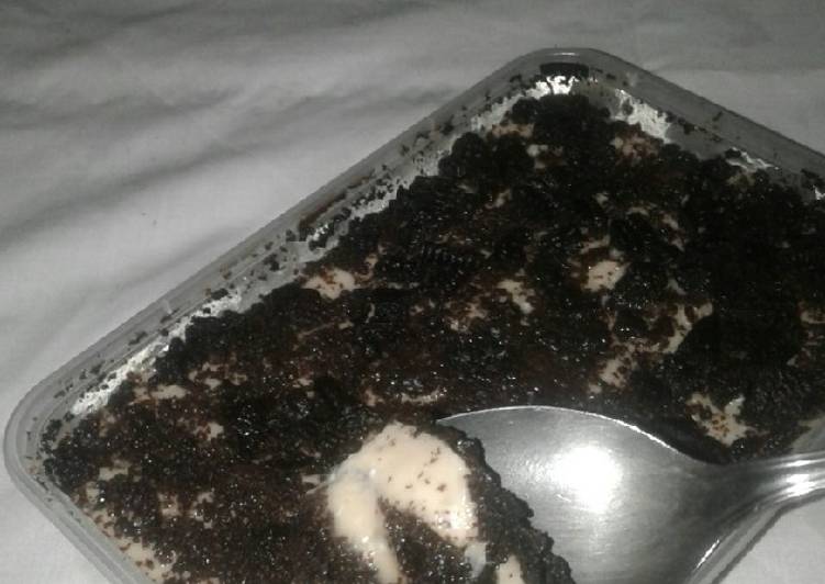 Oreo cheesecake dengan peanut butter dan chocolate flavour