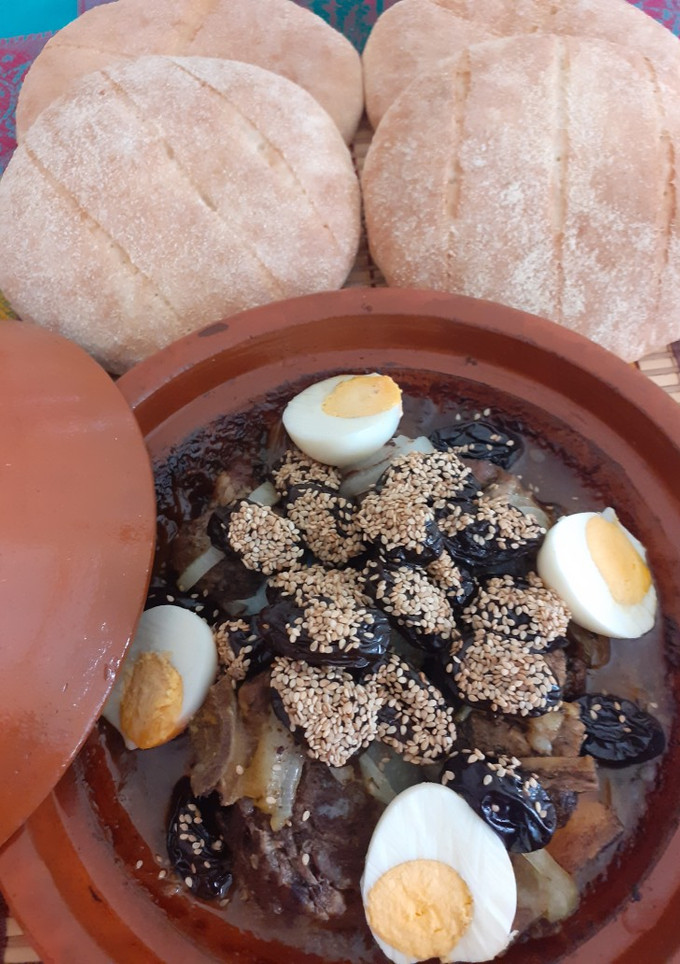 Una foto de Tajine marroquí con carne 🥩