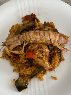Una foto de Arroz de Galera-Langostino-Alcachofa
