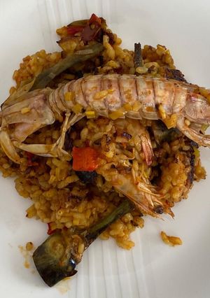 Una foto de Arroz de Galera-Langostino-Alcachofa