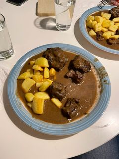 Una foto de Estofado de rabo de ternera