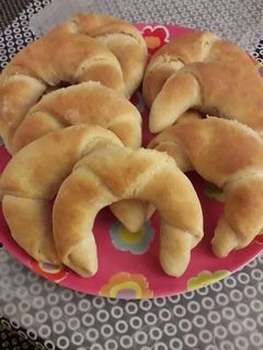 Tejes tönköly kifli recept fotója