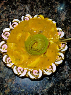 बेसन के गट्टे की सब्जी (besan ke gatte ki sabzi recipe in hindi) रेसिपी मुख्य फोटो