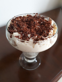 Una foto de Copa vegana (con bizcocho y crema de vainilla)