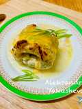 Cod rolls in creamy sauce