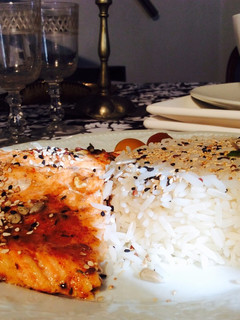 Una foto de Salmón fácil con vegetales