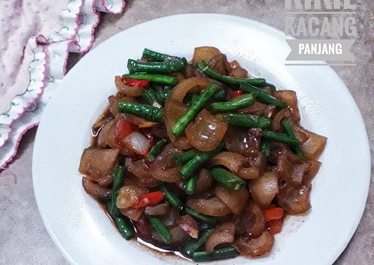 Tumis kikil kacang panjang