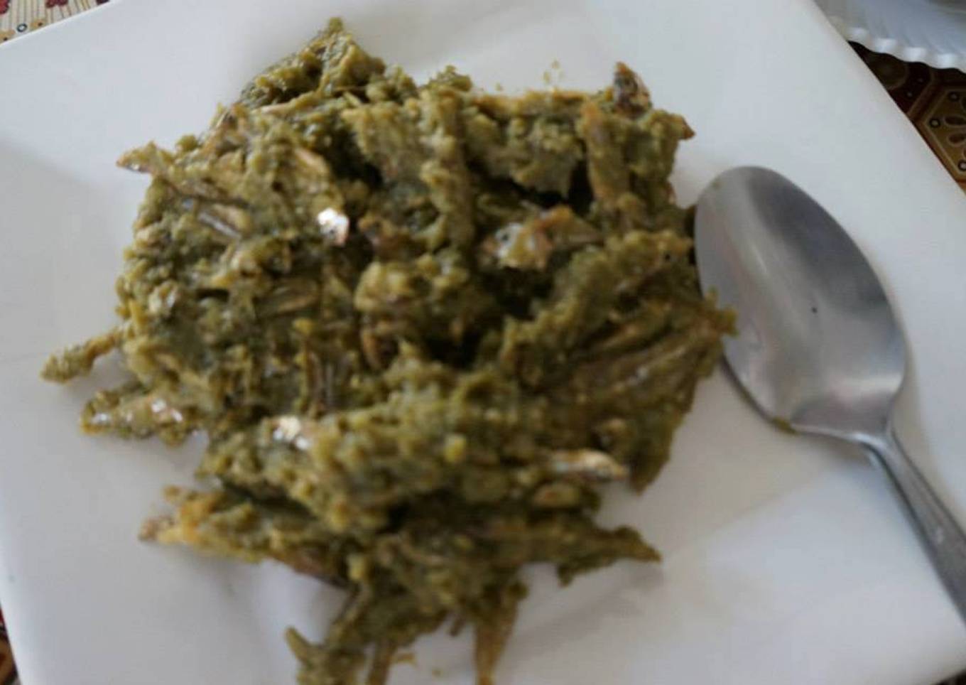 Charales en salsa de tomatillo a lo ranchero para tacos