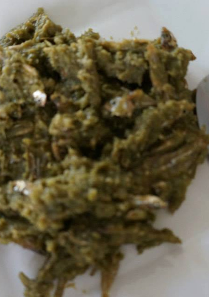 Una foto de Charales en salsa de tomatillo a lo ranchero para tacos