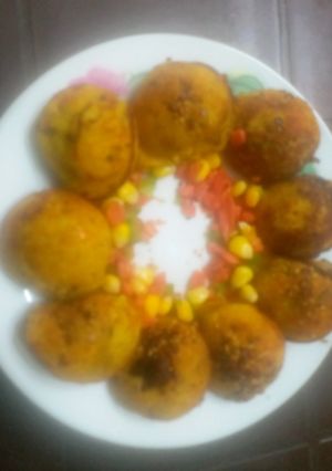 હાંડવો (handvo recipe in gujarati) રેસીપી મુખ્ય ફોટો
