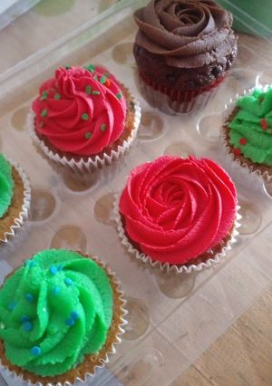 Una foto de Cupcakes de vainilla 🤤🤤🤤