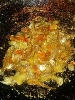 Foto resep Sambal goreng ikan asin pedas asam manis
