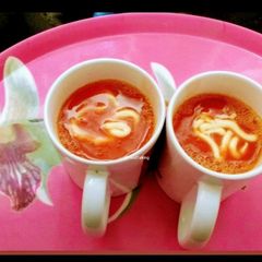 A picture of Beet Tomato Creamy Soup.