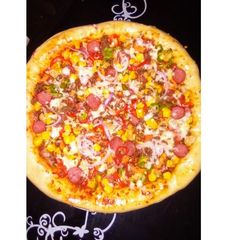 A picture of Pizza.