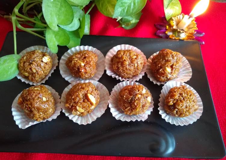 Recipe of Any-night-of-the-week Oats jaggery ladoo