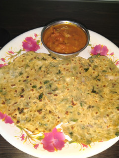 பச்சை பயறு வெந்தய கீரை சப்பாத்தி செய்முறை முக்கிய புகைப்படம்