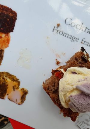 A picture of Fruit cake.