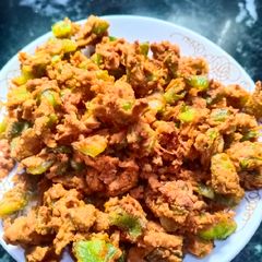 A picture of Fry Shimla mirch.