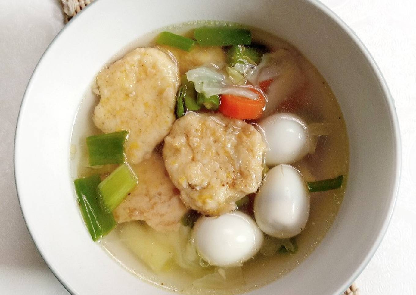 Sop Bakso Tahu Telur Puyuh