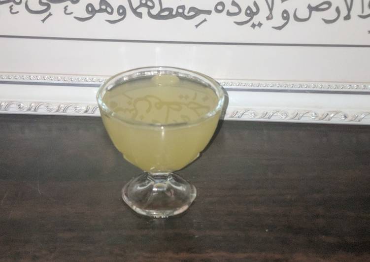 Recipe of Ultimate Pineapple,cucumber and ginger juice