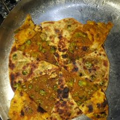A picture of Matar paratha.