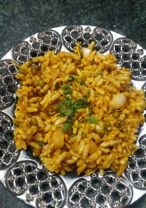 લેફ્ટઑવર મગ ભેળ (Left Over Moong Bhel Recipe In Gujarati) રેસીપી મુખ્ય ફોટો
