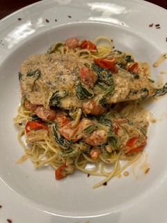 A picture of Tuscan Chicken.