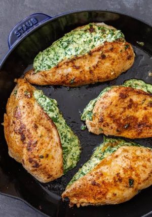 A picture of Cheesy Spinach Stuffed Chicken Breasts 🍗.