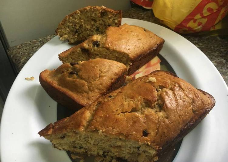Recipe of Homemade Carrot Cake with Chocolate chips toppins