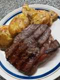Churrasco con papines rotos