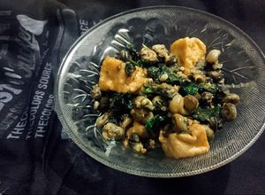 Hình của món Ốc xào đậu🐚.