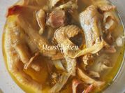 Hình ảnh của thịt gà kho măng khô