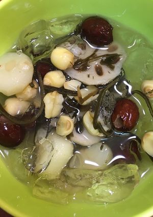 Hình của món Chè Sâm Bổ Lượng.