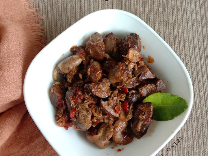 Bagaimana Membuat 190. Sambal Goreng Ati Ampela yang Bikin Ngiler