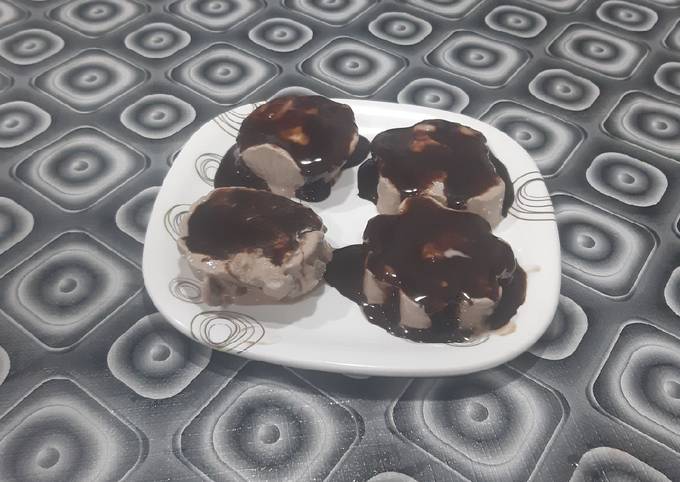 Recipe of Delicious Vanilla Chocolate Panna Cotta