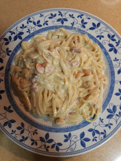 Una foto de Tallarines carbonara a mi manera