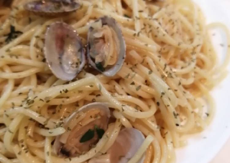 Resep Spaghetti alle Vongole in Bianco Anti Gagal