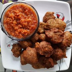 A picture of Moong dal vada.