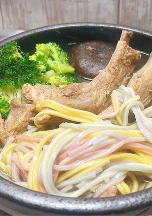 新加坡肉骨茶彩虹麵 的食譜成品照片