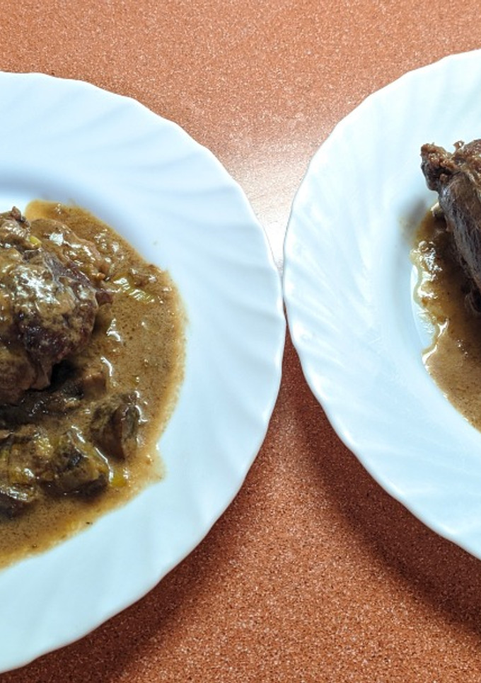 Una foto de Carrilladas de cerdo con salsa de boletus