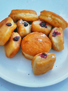 A picture of Doughnut in Three ways.