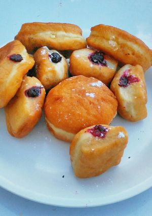 A picture of Doughnut in Three ways.