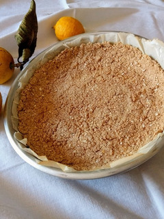 Una foto de Masa base de tarta con avena / masa base di crostrata con fiocchi
