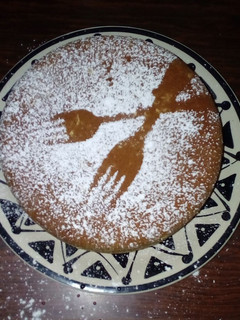 A picture of End of year challenge#cinnamon flavoured cake.