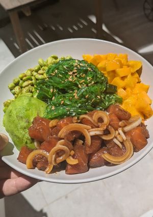 Una foto de Poke de Salmón Fresquito