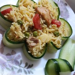 A picture of Vegetable chicken pulao.