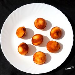 Sweet Rava Appe A picture of Sweet Rava Appe.