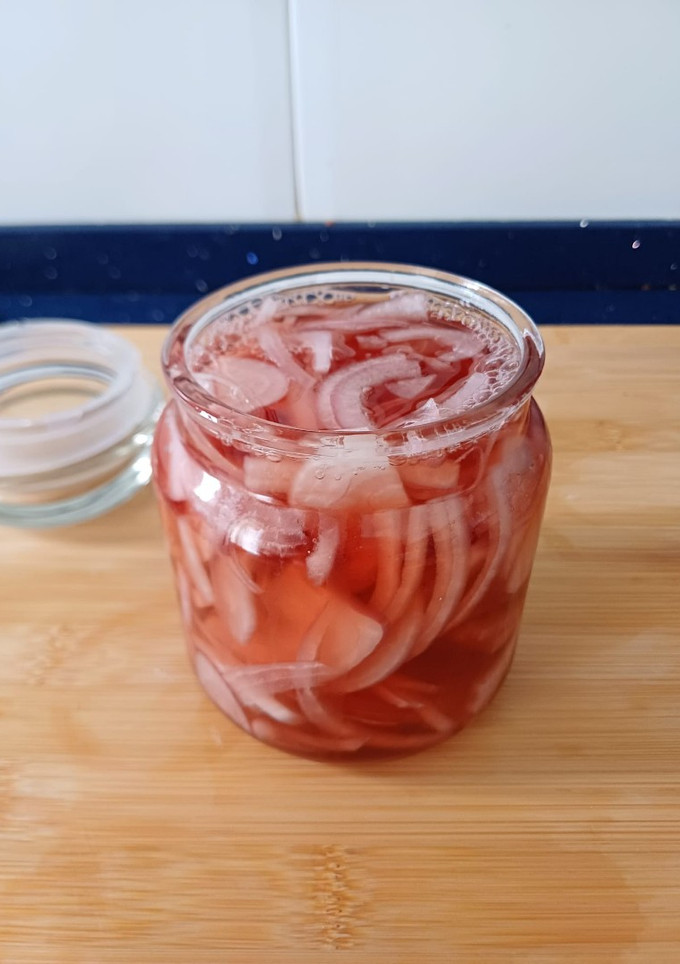 Una foto de Cebolla encurtida
